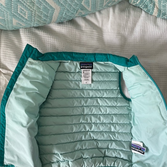 Patagonia Kids Aqua Puffer Vest Down Sweater Vest - Picture 9 of 10